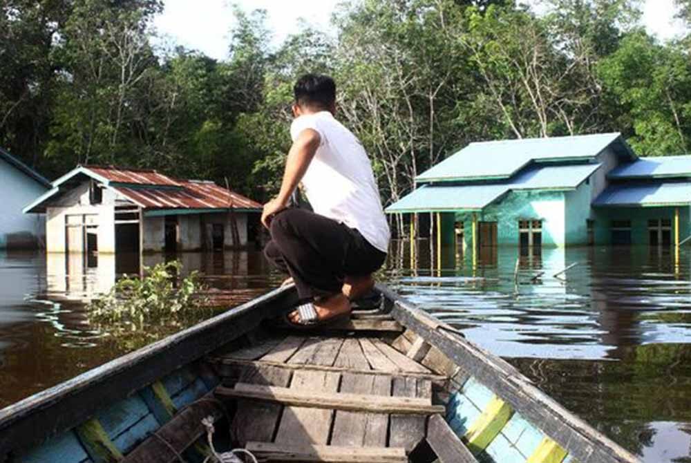 Sebulan Tak Kunjung Surut, Banjir Sintang Masih di Atas 1 Meter