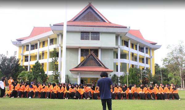 Gedung-Rektorat-Kampus-Universitas-Halu-Oleo-Kendari-Sulawesi-Tenggara